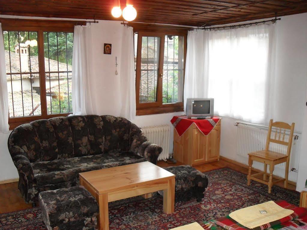 Borimechkova Kashta Hotell Koprivsjtitsa Exteriör bild