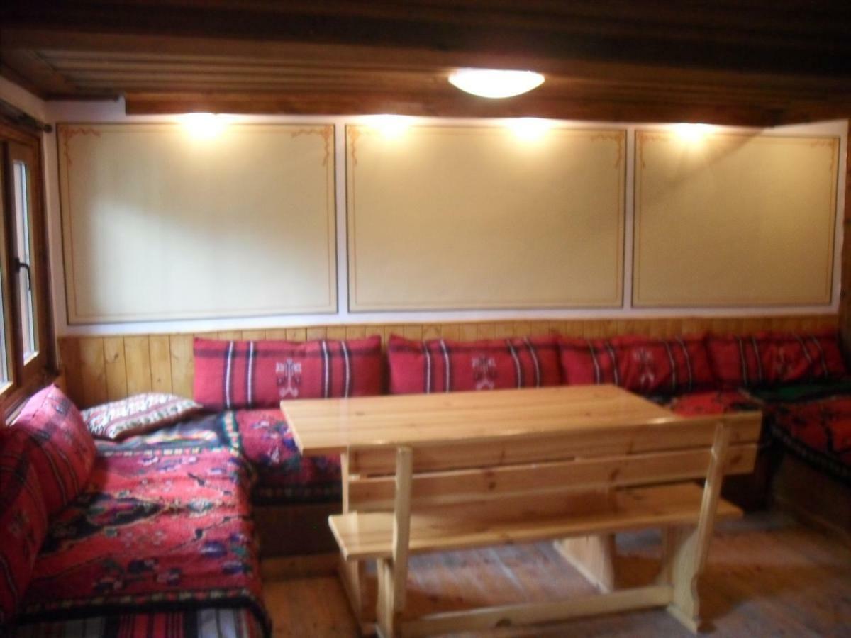 Borimechkova Kashta Hotell Koprivsjtitsa Exteriör bild